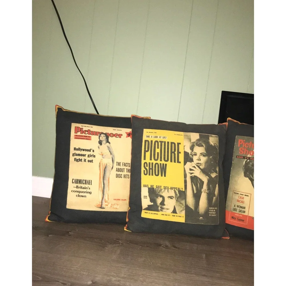 Vintage pillow set